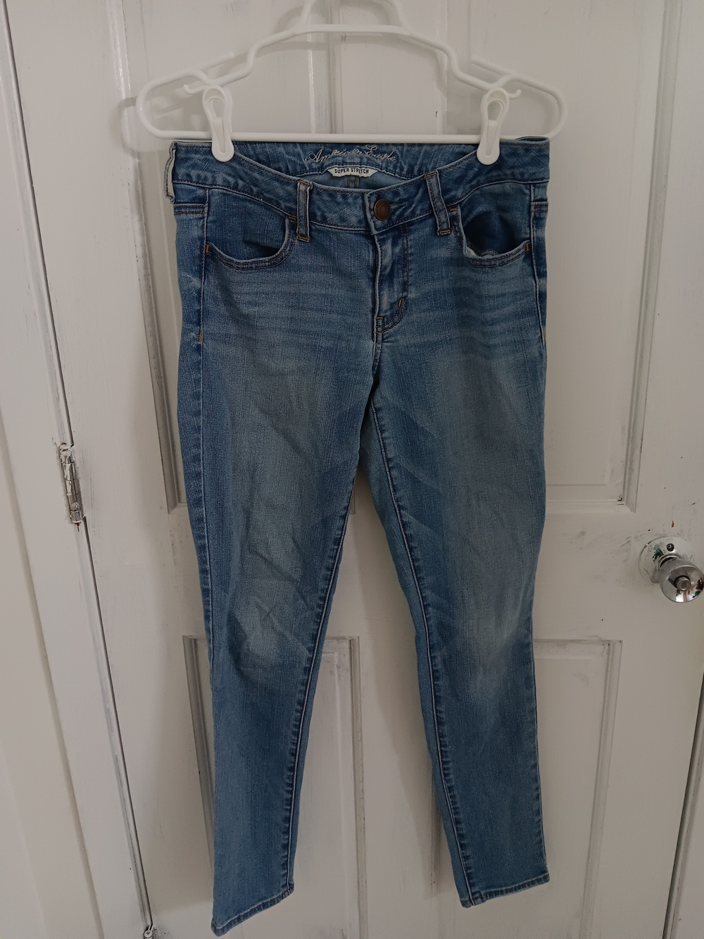 American Eagle Super Stretch Light Blue Women’s Jeans